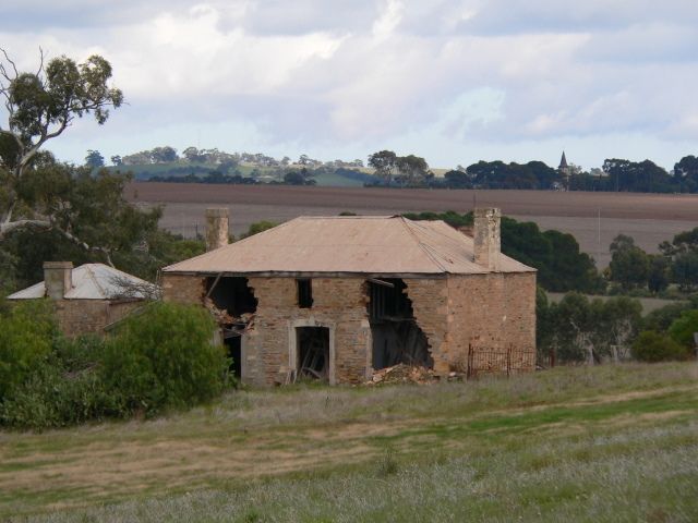 File:Shannon farmhouse.JPG