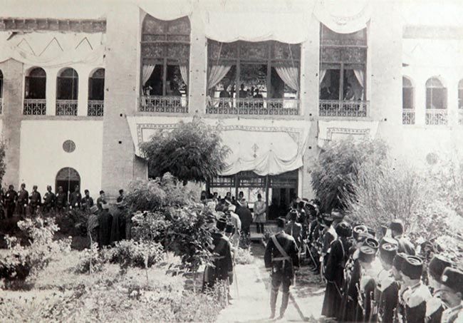 File:View of the sahebgharanieh palace1.JPG