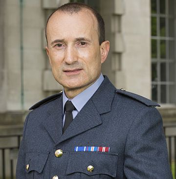 File:AVM Garry Tunnicliffe (cropped).jpg