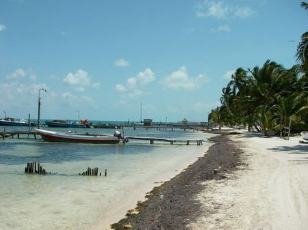 File:CayeCaulker-plage.jpg