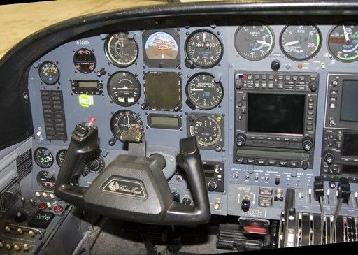 File:Cessna421CPilot.jpg