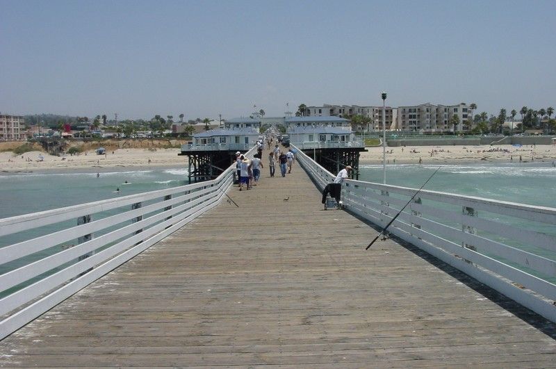 File:CrystalPier.jpg