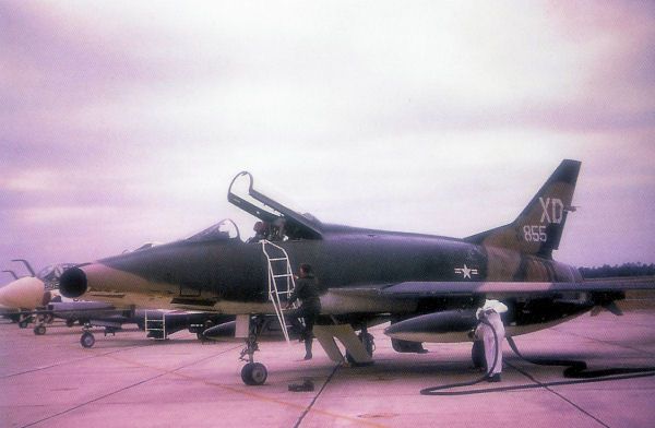 File:F-100-54-1855-113tfw-1169.jpg