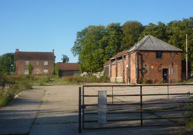 File:Lawshall Hall - geograph.org.uk - 1421932.jpg