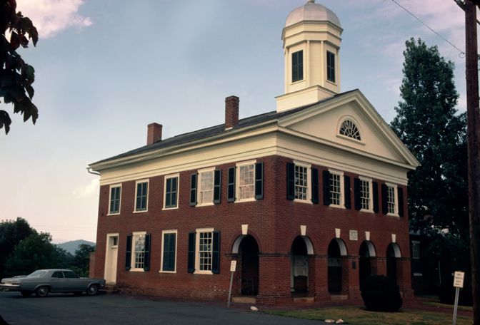 File:Madison County Courthouse (Built 1829), Madison, Virginia.jpg