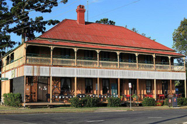 File:Marburg Hotel.jpg