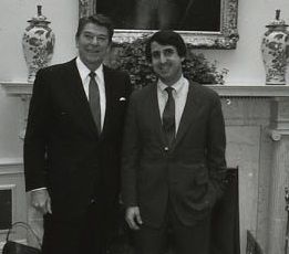 File:Ronald Reagan with Richard Bond 1982.jpg