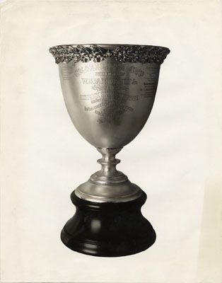 File:Vanderbilt Cup 1915.jpg