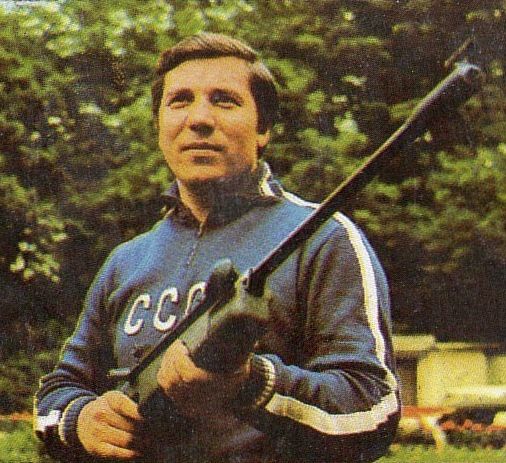 File:Vitaly Parkhimovich 1972.jpg