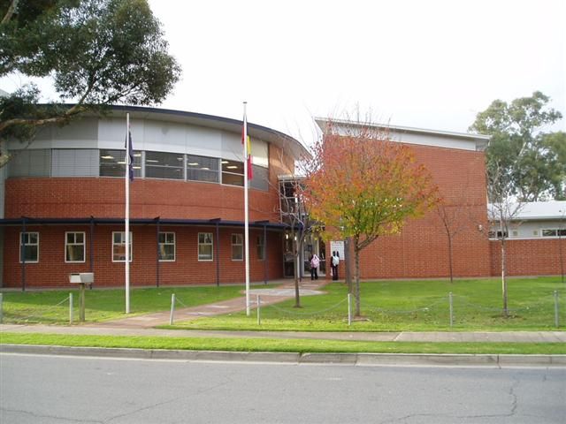 File:Woodville HS front.JPG