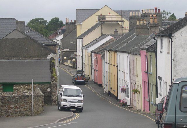 File:Bere Alston - geograph.org.uk - 39954.jpg