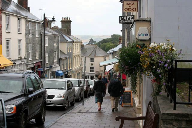 File:Fore Street, Kingsbridge.jpg