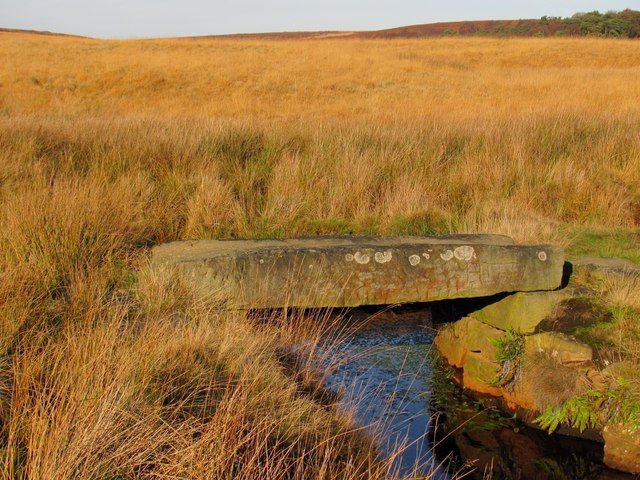 File:Stone bridge - geograph.org.uk - 3234177.jpg