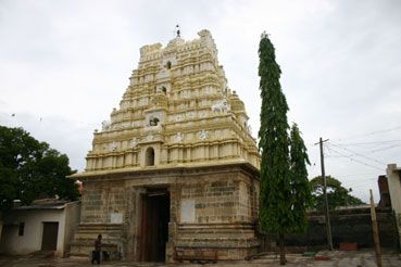 File:Veera Narayana Temple, Gadag.jpg