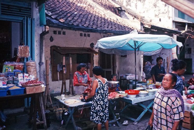 File:1991Semarang-Pecinan-Shophouse6.jpg