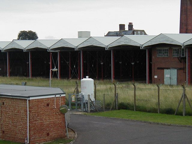 File:Gunboat Sheds - geograph.org.uk - 1174407.jpg