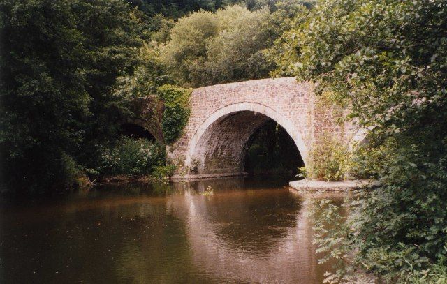 File:Llawhaden Bridge - geograph.org.uk - 57289.jpg