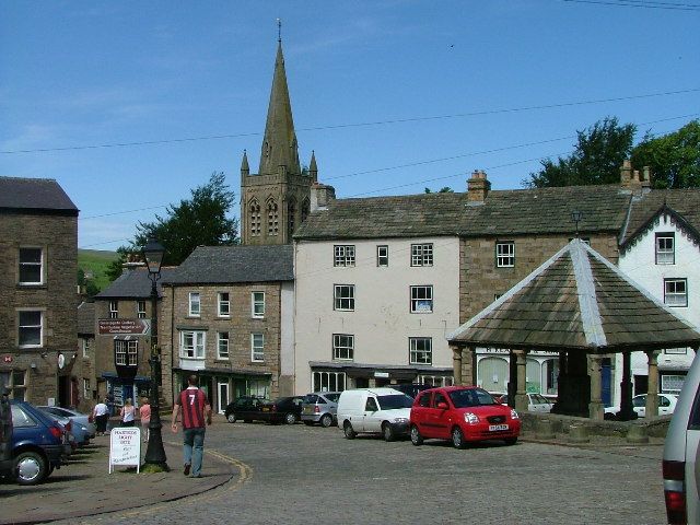 File:Market Cross, Alston, Cumbria (2005).jpg