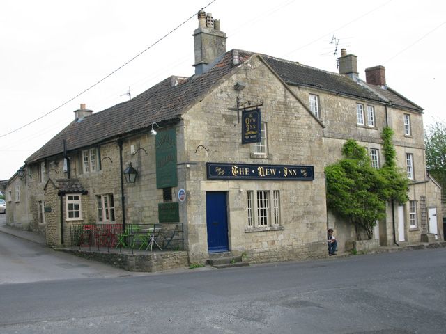 File:The New Inn at Westwood (geograph 2518564).jpg