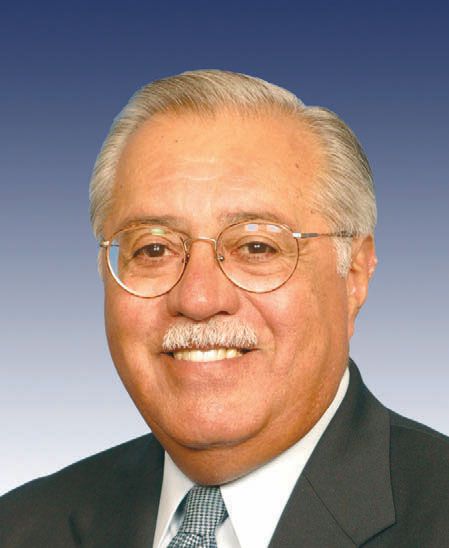 File:Ed Pastor, official 109th Congress photo.jpg