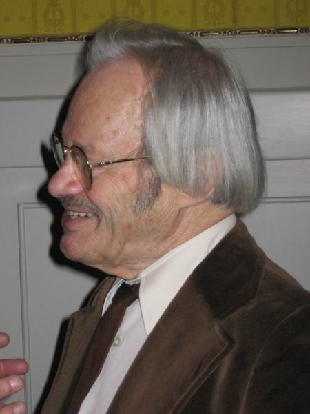 File:Friedrich Cerha 2006.jpg