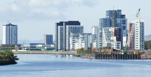 File:Glasgow Harbour in 2007.jpg