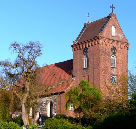 File:Marienkirche Schönkirchen.jpg