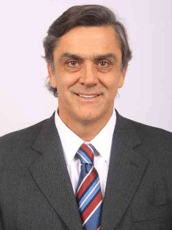 File:Pablo Longueira Montes.jpg