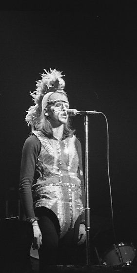 File:Peter Gabriel The Moonlight Knight.jpg