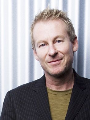 File:Richard roxburgh by andrew maccoll.jpg