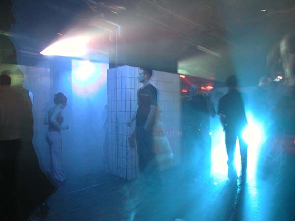 File:Ultraschall Club Munich 2001 13.jpg