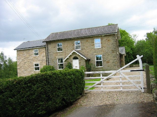 File:Angerton Station - geograph.org.uk - 120292.jpg