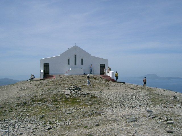 File:Croagh Patrick - geograph.org.uk - 186660.jpg