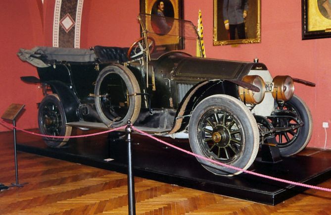 File:Franz Ferdinand Automobile AB.jpg