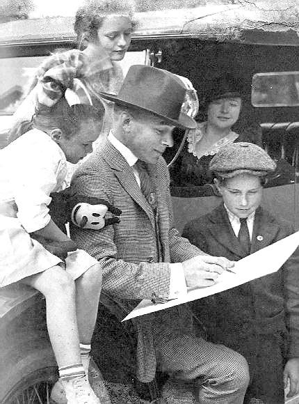 File:George Herriman and fans.jpg