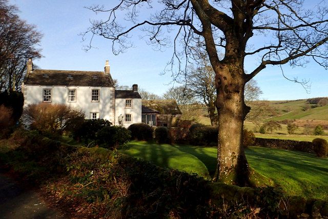 File:Grain House - geograph.org.uk - 5610250.jpg