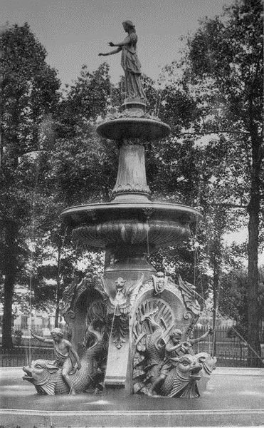 File:Large fountain - Woodland Cemetery.jpg