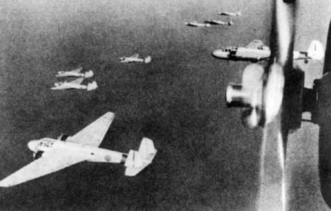 File:Mitsubishi G3M bombers in flight 1942.jpg