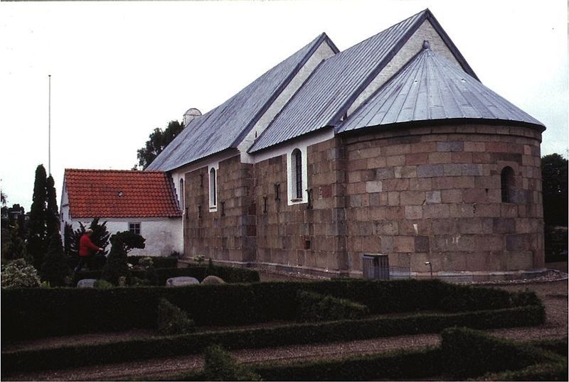 File:Nordenskirker Brondslevgml(01).jpg