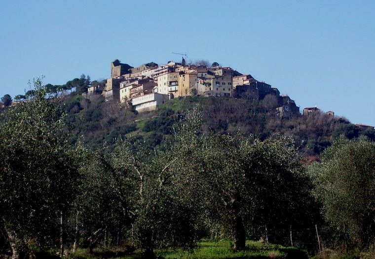 File:Panorama di Buriano (GR).jpg