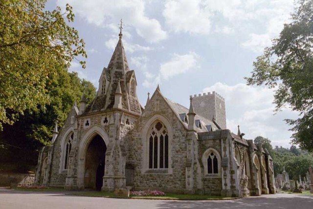 File:Putney Vale Crematorium.jpg