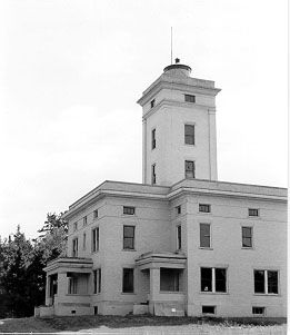 File:Sand Hills Light House.jpg