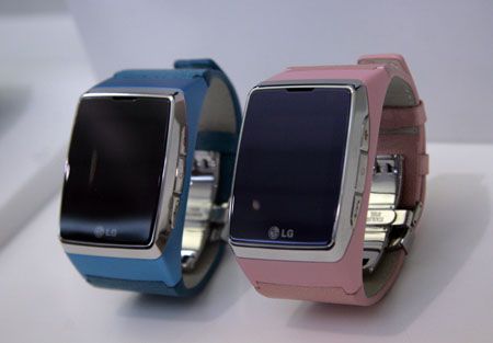 File:Touch-watch-phone 4 450.jpg