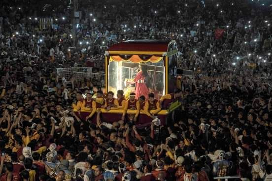 File:Translación of the Black Nazarene (2024).jpg