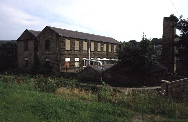 File:Lees Mill, Golcar (geograph 2643364).jpg