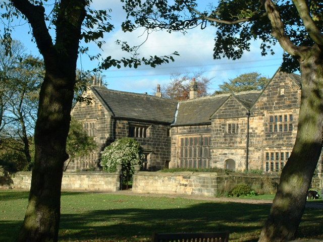 File:Oakwell Hall.jpg