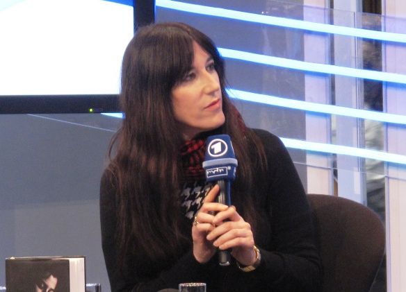 File:Zeruya Shalev Leipziger Buchmesse 2012.jpg