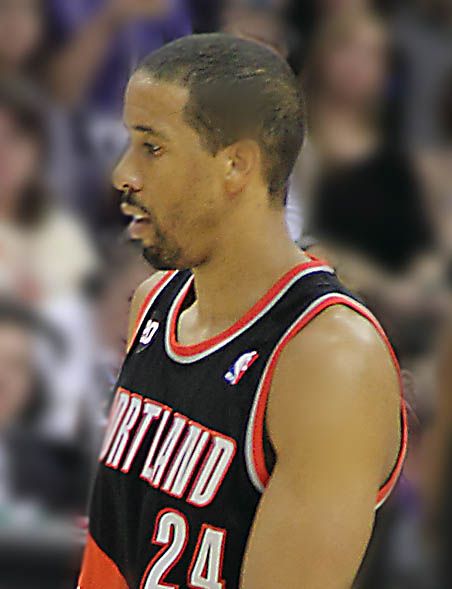 File:Andre Miller Blazers.jpg