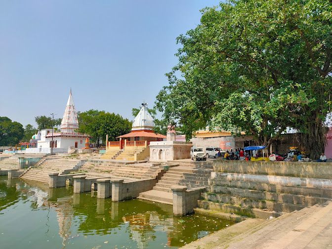 File:Nath Baba Temple Ratsarh Ballia.jpg