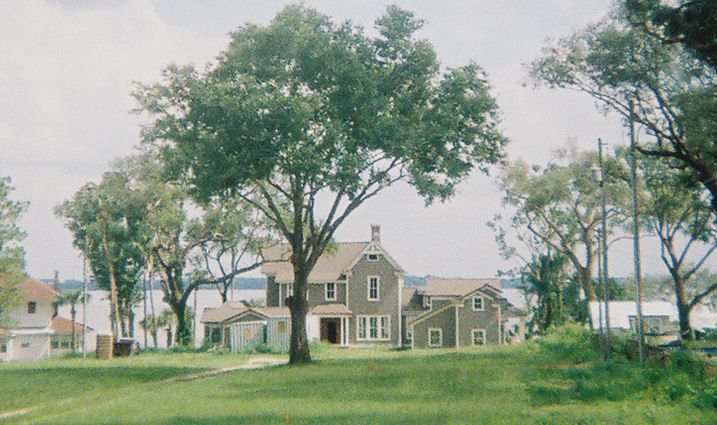 File:Robertbullockhouseoklawaha.jpg